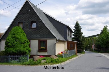 Einfamilienhaus zum Kauf Zwangsversteigerung 180.000 € 1 Zimmer 255 m² 1.092 m² Grundstück Belecke Warstein 59581
