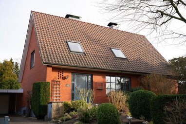 Einfamilienhaus zum Kauf Provisionsfrei 299.000 € 6 Zimmer 129 m² 1.200 m² Grundstück Gartenstadt Neumünster 24537