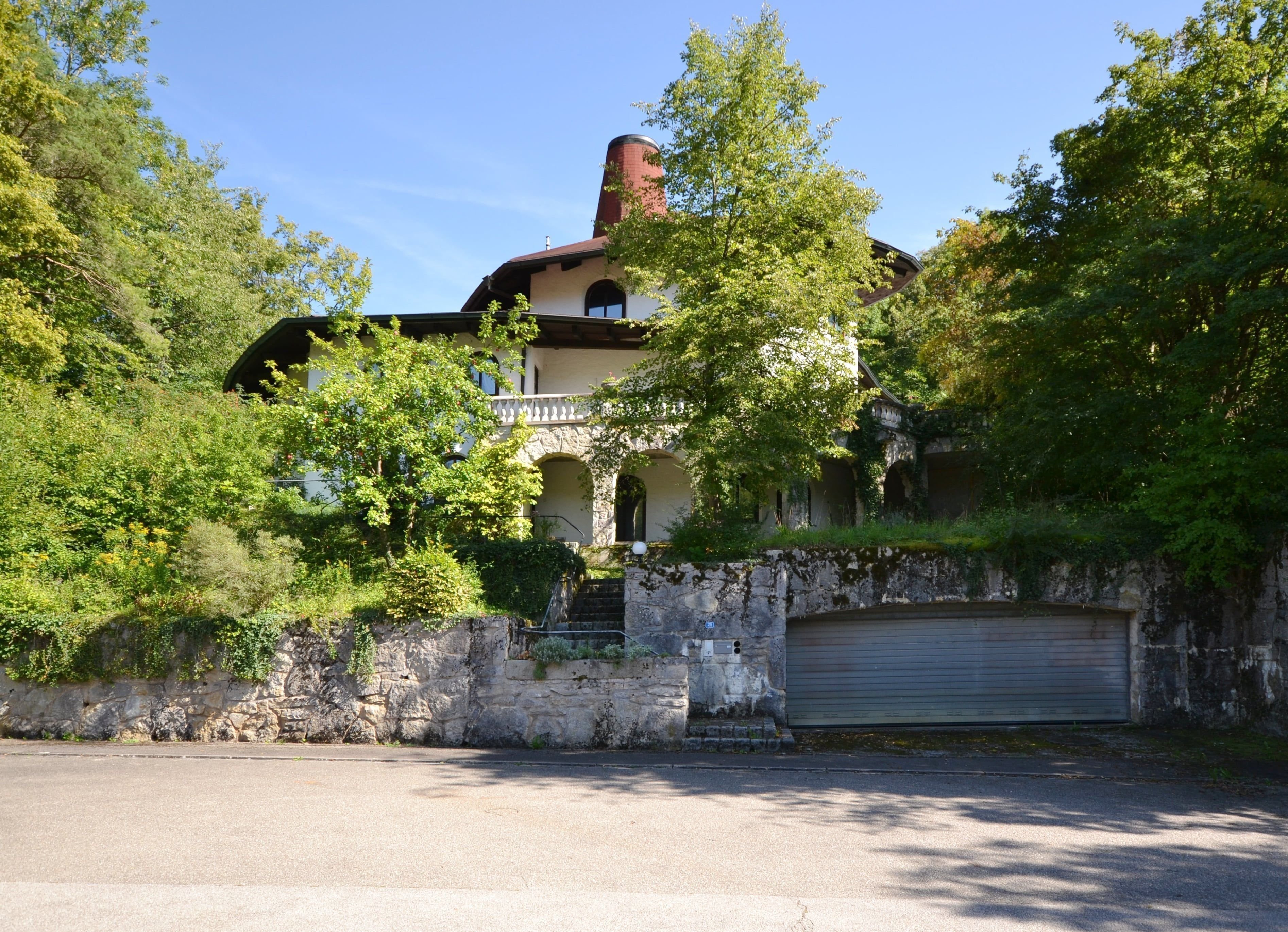 Einfamilienhaus zum Kauf 990.000 € 546,7 m²<br/>Wohnfläche 2.541 m²<br/>Grundstück Pappenheim Pappenheim 91788
