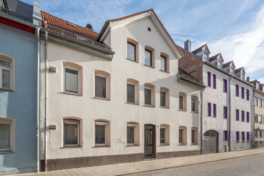 Mehrfamilienhaus zum Kauf 639.000 € 14 Zimmer 300 m² 185 m² Grundstück frei ab sofort Gostenhof Nürnberg 90429