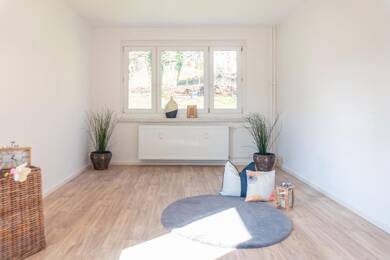 Wohnung zur Miete 299 € 2 Zimmer 48,3 m² EG frei ab 01.09.2025 Marschnerstr. 4c Helbersdorf 611 Chemnitz 09120