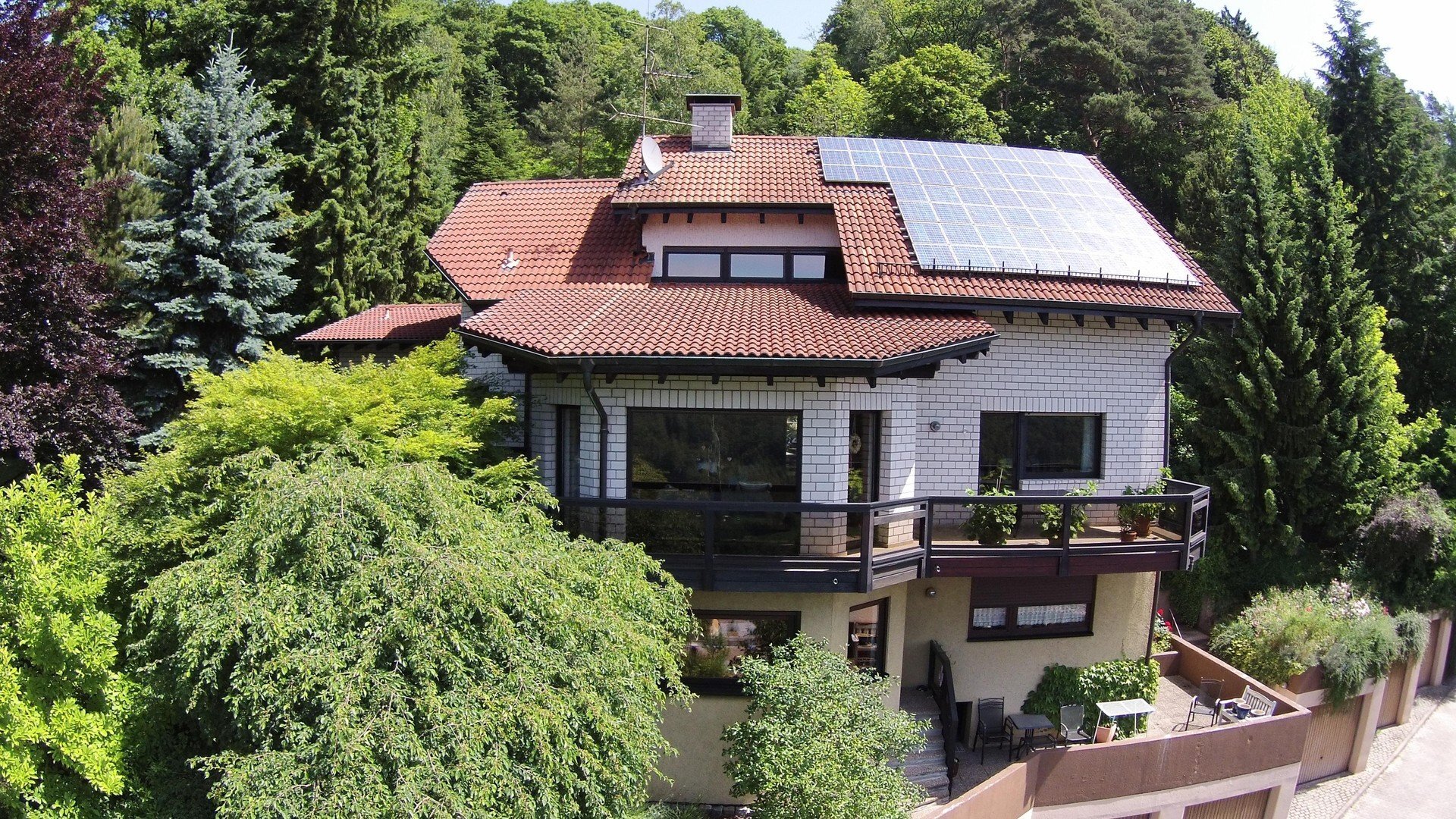 Einfamilienhaus zum Kauf Provisionsfrei 825.000 € 10 Zimmer 339 m²<br/>Wohnfläche 937 m²<br/>Grundstück Neckarsteinach Neckarsteinach 69239