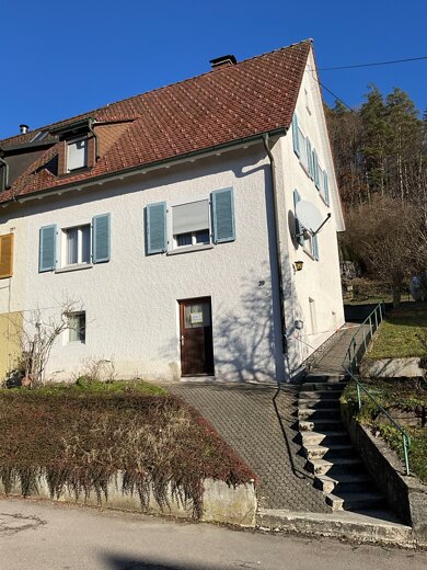 Doppelhaushälfte zum Kauf 195.000 € 5 Zimmer 100 m² 401 m² Grundstück frei ab sofort Stühlingen Stühlingen 79780