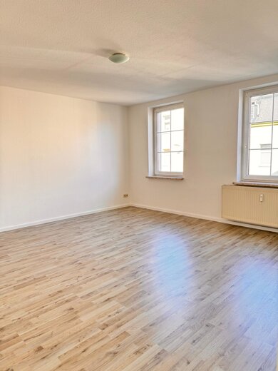 Wohnung zur Miete 380 € 2 Zimmer 66,3 m² 1. Geschoss Ernst-Grube-Straße 31 Niederplanitz 546 Zwickau 08062