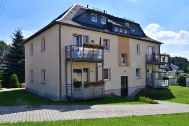 Wohnung zur Miete 268 € 2 Zimmer 44 m² 1. Geschoss frei ab 01.02.2025 Äußere Stollberger Str. 76 Oelsnitz Oelsnitz 09376