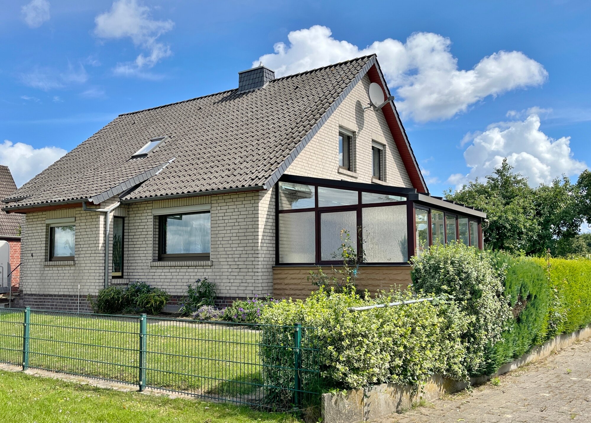 Einfamilienhaus zum Kauf 279.000 € 7 Zimmer 146 m²<br/>Wohnfläche 915 m²<br/>Grundstück Melchiorshausen Weyhe 28844
