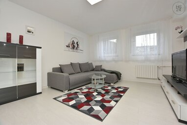 Wohnung zur Miete Wohnen auf Zeit 1.490 € 2 Zimmer 46 m² frei ab sofort Stadtg./Röhrer Weg/Leere Wasen/Wasserb. Böblingen 71032