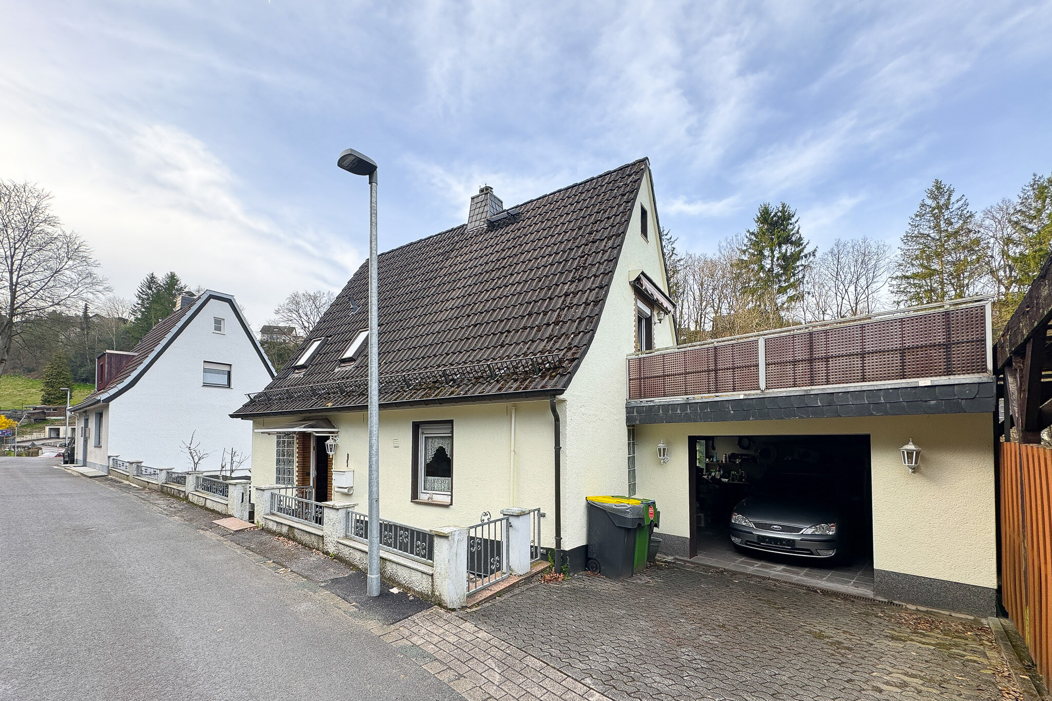 Einfamilienhaus zum Kauf 89.000 € 4,5 Zimmer 88 m²<br/>Wohnfläche 190 m²<br/>Grundstück Rotthausen Schalksmühle 58579