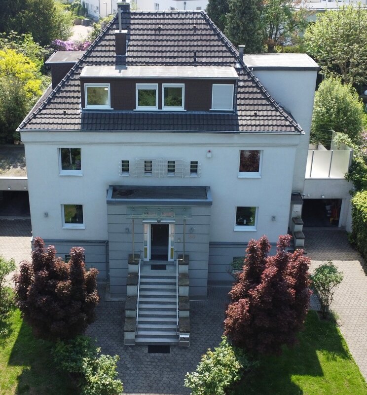 Einfamilienhaus zum Kauf 1.395.000 € 10 Zimmer 320 m²<br/>Wohnfläche 1.168 m²<br/>Grundstück Heisingen Essen 45259
