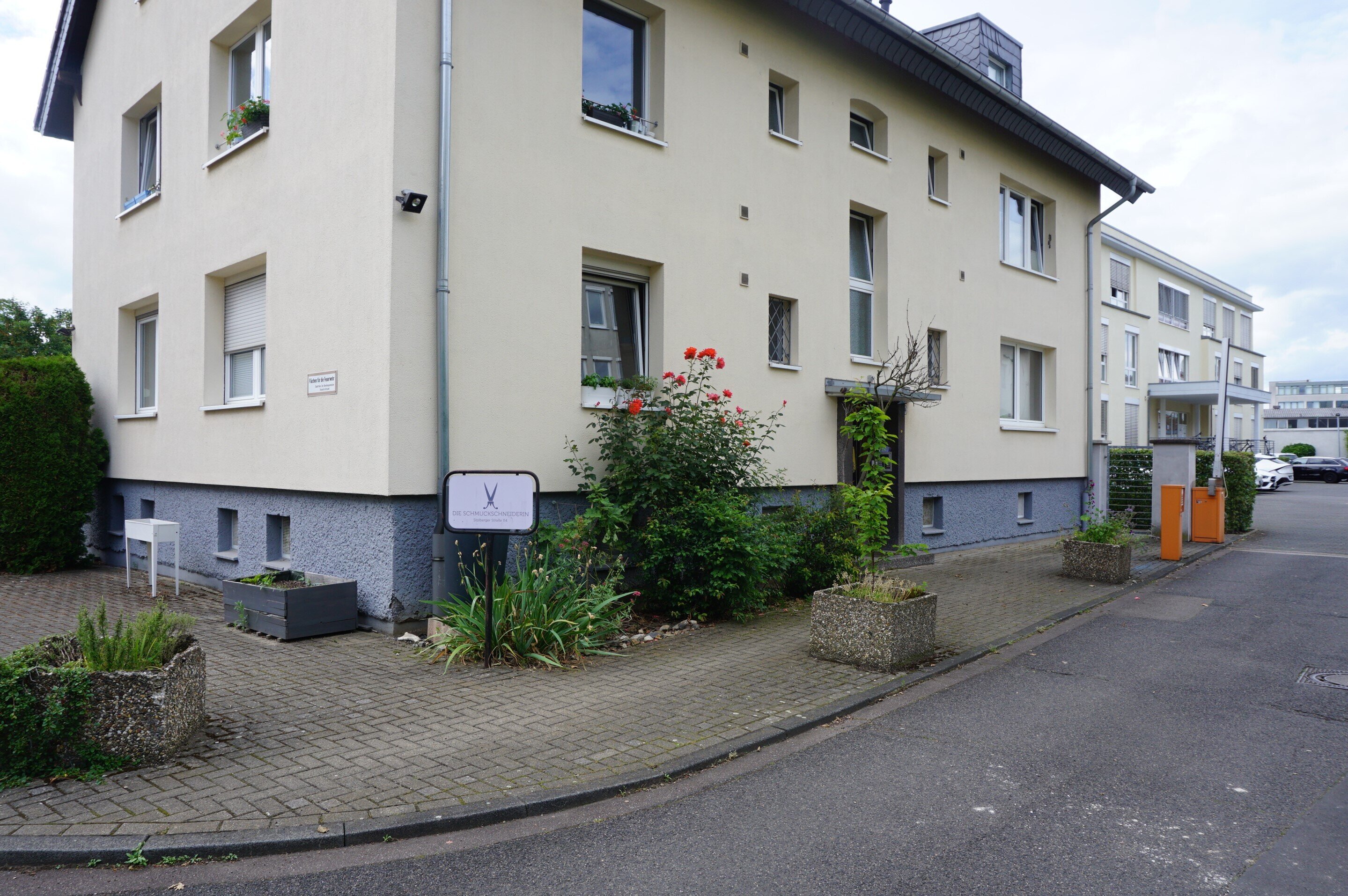 Büro-/Praxisfläche zur Miete 660 € 3 Zimmer 66 m²<br/>Bürofläche Stolbergerstrasse 114 Braunsfeld Köln 50933