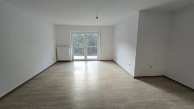 Wohnung zur Miete 760 € 5 Zimmer 104 m² 3. Geschoss frei ab 01.03.2025 Lemberg Lemberg 66969