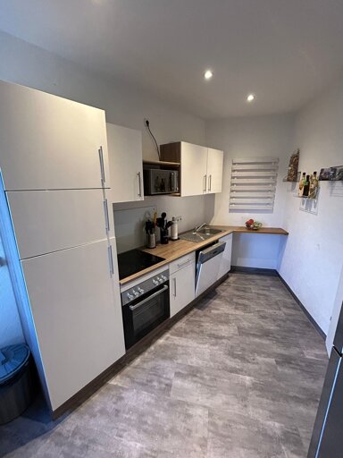 Wohnung zur Miete 352 € 3 Zimmer 64 m² 2. Geschoss frei ab 01.04.2025 Meerane Meerane 08393