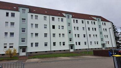 Wohnung zur Miete 350 € 3 Zimmer 55,7 m² 1. Geschoss frei ab sofort Albert-Funk-Straße 12 Halsbrücke Halsbrücke 09633