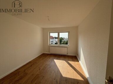 Wohnung zur Miete 840 € 4 Zimmer 105 m² 4. Geschoss frei ab sofort Halberstädter Straße 149 Salzmannstraße Magdeburg 39112