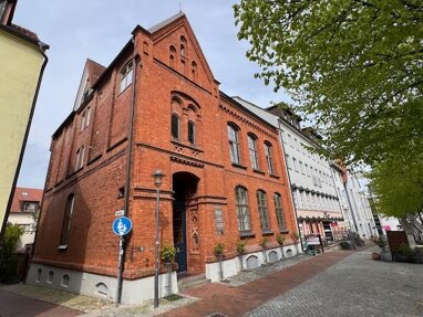 Bürofläche zur Miete 1.500 € 6 Zimmer 126 m² Bürofläche teilbar ab 126 m² Stadtmitte Rostock 18055