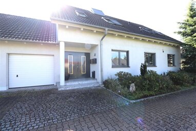 Einfamilienhaus zum Kauf 698.000 € 6 Zimmer 178 m² 576 m² Grundstück Adelsdorf Adelsdorf , Mittelfr 91325