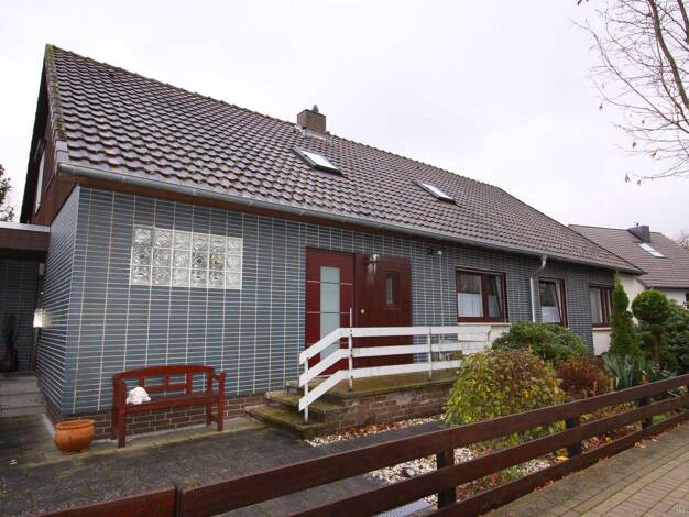 Wohnung zur Miete 660 € 3,5 Zimmer 82 m² frei ab sofort Gifhorn 38518