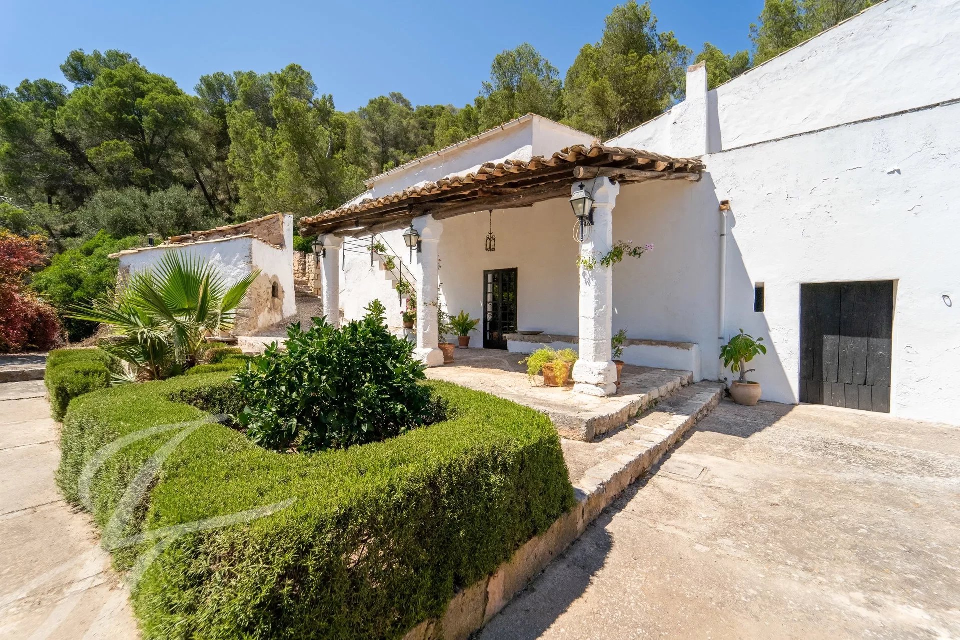 Mehrfamilienhaus zum Kauf provisionsfrei als Kapitalanlage geeignet 1.900.000 € 10 Zimmer 646 m²<br/>Wohnfläche 10.250 m²<br/>Grundstück Palma de Mallorca 07001