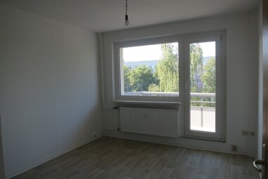 Wohnung zur Miete 245 € 2 Zimmer 42 m² 4. Geschoss Am Wiegwasser 25 West Gotha 99867