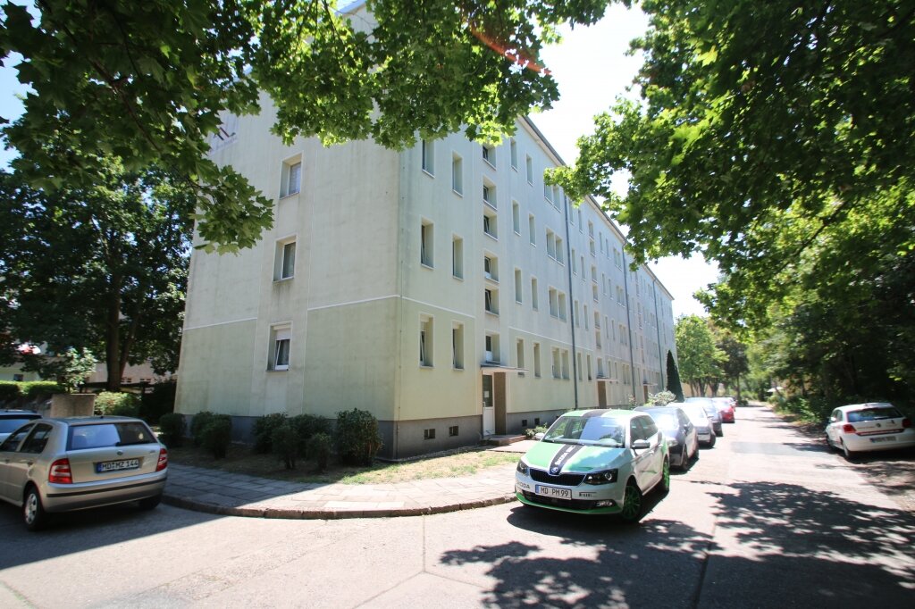 Wohnung zur Miete 352,99 € 3 Zimmer 60,9 m²<br/>Wohnfläche 4. Stock<br/>Geschoss Weferlinger Straße 2 Beimssiedlung Magdeburg 39110