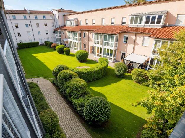 Fertig- und Musterhäuser zum Kauf Neudeker Straße 4/4a Neutraubling 93073