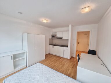 Wohnung zum Kauf 120.000 € 1 Zimmer Heideloffstr. 28 Glockenhof Nürnberg 90478