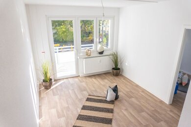 Wohnung zur Miete 327 € 2 Zimmer 45,6 m² EG frei ab 01.04.2025 Paul-Bertz-Str. 52 Helbersdorf Chemnitz 09120