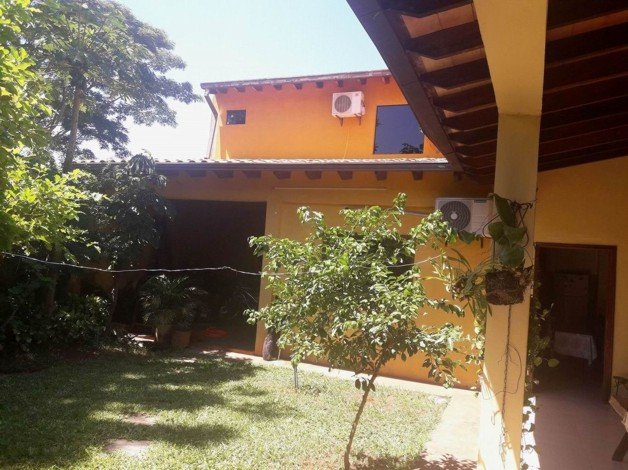 Einfamilienhaus zum Kauf 225.000 € 5 Zimmer 155 m²<br/>Wohnfläche 360 m²<br/>Grundstück San Antonio / Paraguay 1211