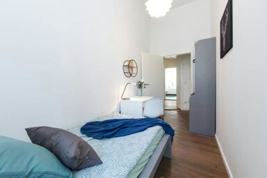 Wohnung zur Miete Wohnen auf Zeit 700 € 1 Zimmer 11 m² frei ab 16.01.2025 Weimarische Str. Wilmersdorf Berlin 10715