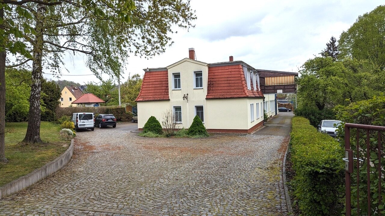 Haus zum Kauf 880 m²<br/>Wohnfläche 3.174 m²<br/>Grundstück Roßwein Roßwein 04741