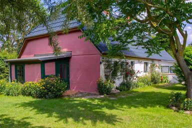 Einfamilienhaus zum Kauf 175.000 € 7 Zimmer 208 m² 2.599 m² Grundstück Daugzin Rubkow 17390