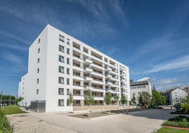 Penthouse zur Miete 1.151 € 3 Zimmer 79,6 m² 5. Geschoss frei ab 01.03.2025 Von-Hünefeld-Straße 20+22 Stadtmitte Neu-Ulm 89231