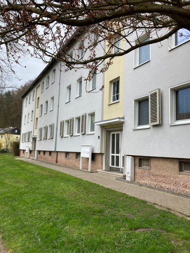 Wohnung zur Miete 599 € 4 Zimmer 84,4 m² 1. Geschoss Im Zellersgrund 16 Bad Hersfeld Bad Hersfeld 36251