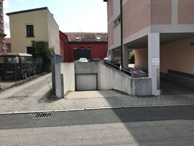 Tiefgaragenstellplatz zum Kauf provisionsfrei 25.000 € Nürnberger Straße 13 Zirndorf Zirndorf 90513