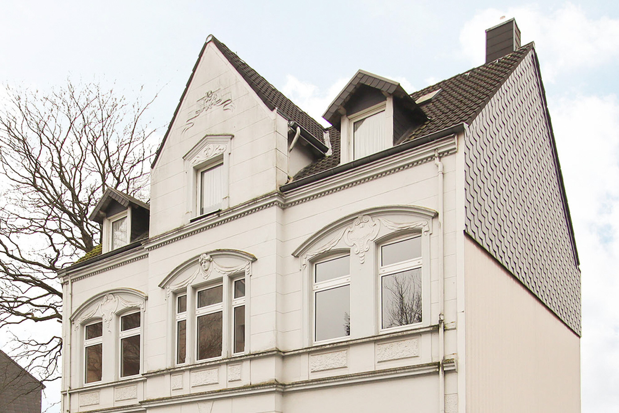 Mehrfamilienhaus zum Kauf 399.000 € 10 Zimmer 240 m²<br/>Wohnfläche 1.304 m²<br/>Grundstück Gruiten Haan 42781