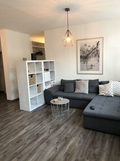 Wohnung zur Miete 1.300 € 3 Zimmer 77 m² frei ab 01.04.2025 Rathaus Stuttgart 70178