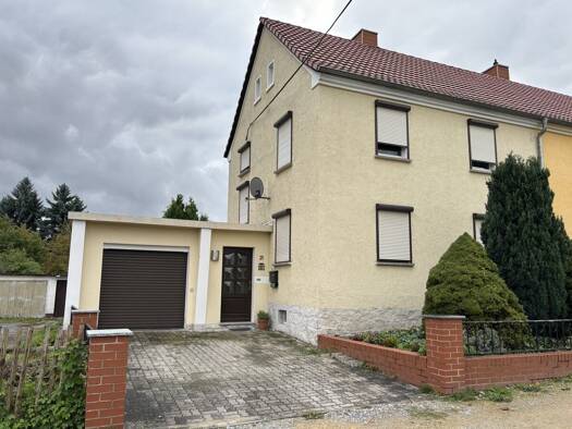 Doppelhaushälfte zum Kauf 130.000 € 4 Zimmer 90 m² 360 m² Grundstück Löbau 02708