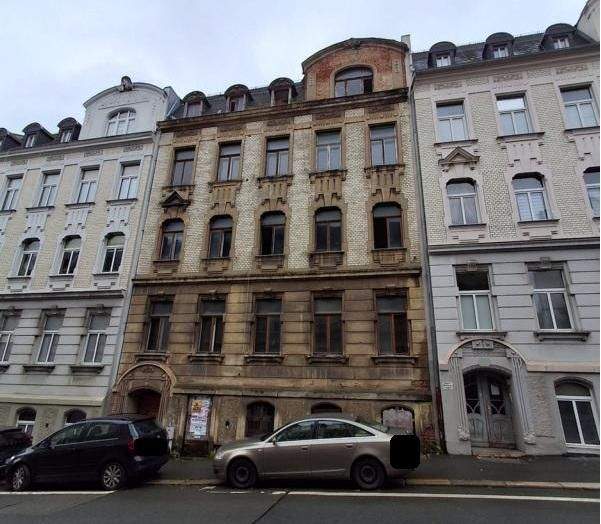 Objekt-Nr.: 12225 - unsaniertes Mehrfamilienhaus wartet auf Sanierung in Plauen (Hammertorvorstadt)