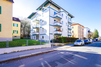 Terrassenwohnung zum Kauf 149.000 € 2 Zimmer 62,8 m² Erdgeschoss Pietzschstraße 26 Naußlitz-West Dresden 01159