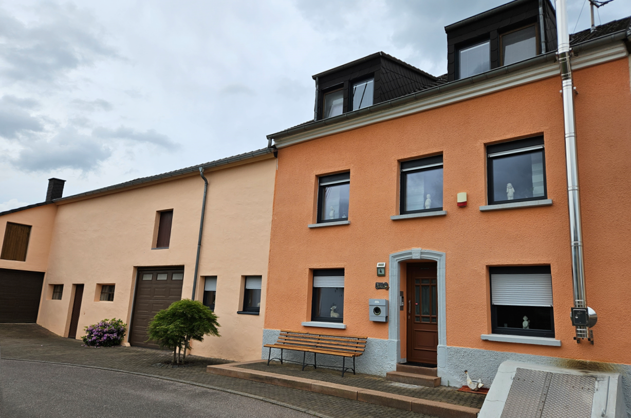 Haus zum Kauf 595.000 € 6 Zimmer 183 m²<br/>Wohnfläche 971 m²<br/>Grundstück Edingen Ralingen-Edingen 54310