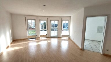 Wohnung zur Miete 650 € 2 Zimmer 73,7 m² 2. Geschoss frei ab sofort Stresemannstraße 30 Weiden - Ost I Weiden in der Oberpfalz 92637