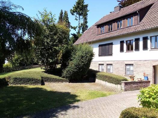 Wohnung zur Miete 532 € 3 Zimmer 88,6 m² 1. Geschoss frei ab sofort Bad Pyrmont 31812