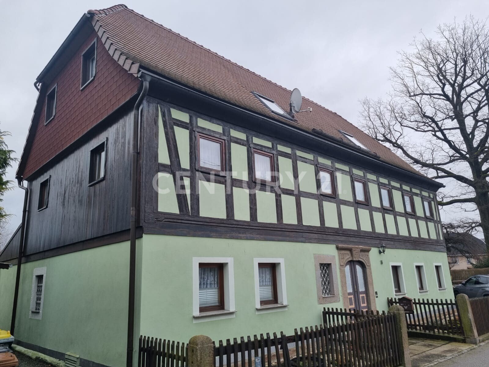 Einfamilienhaus zum Kauf Provisionsfrei 129.000 € 6 Zimmer 130 m²<br/>Wohnfläche 290 m²<br/>Grundstück Friedersdorf Neusalza-Spremberg 02742