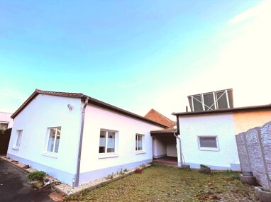 Einfamilienhaus zum Kauf 275.000 € 2 Zimmer 123 m² 616 m² Grundstück Naumburg Naumburg 06618