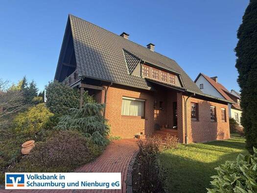 Einfamilienhaus zum Kauf 315.000 € 4,5 Zimmer 217 m² 1.174 m² Grundstück Krankenhagen Rinteln / Krankenhagen 31737