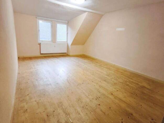Wohnung zum Kauf 165.000 € 4,5 Zimmer 115 m² 3. Geschoss Sulz Sulz am Neckar 72172