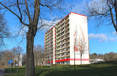 Wohnung zur Miete nur mit Wohnberechtigungsschein 478,24 € 3 Zimmer 81,8 m² 1. Geschoss Berliner Straße 150 Bieblach 3 Gera 07546
