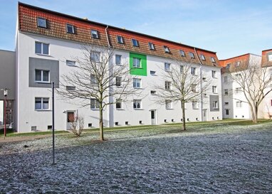 Wohnung zur Miete 314 € 3 Zimmer 56,9 m² 2. Geschoss Mittelstraße 1 Oschersleben Oschersleben 39387