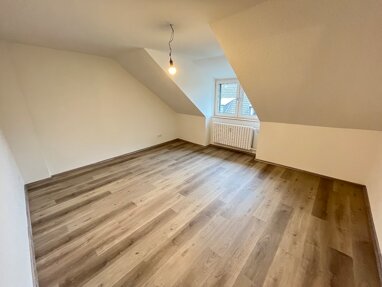 Wohnung zur Miete 397 € 2 Zimmer 53 m² 3. Geschoss Röntgenplatz 8 Altendorf Essen 45143