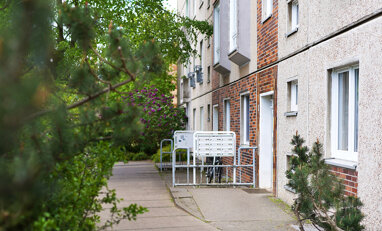 Wohnung zur Miete 200 € 1 Zimmer 42 m² 5. Geschoss Gebrüder-Boll-Straße 8 Katharinenviertel Neubrandenburg 17033